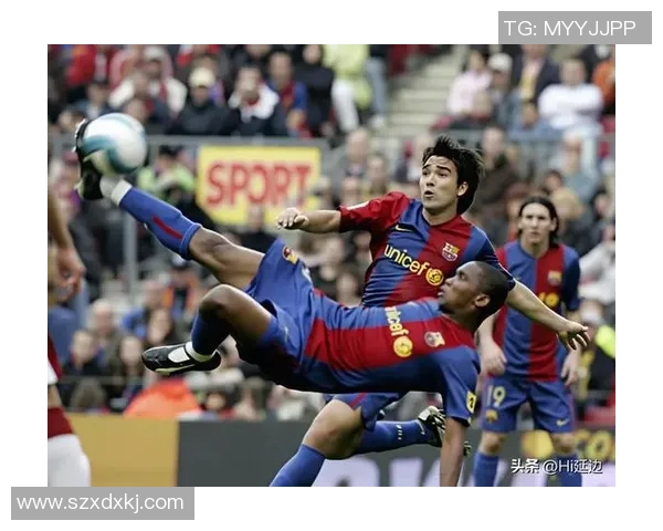 足球球星男主角引领风潮他在场上展现的魅力与技术完美融合